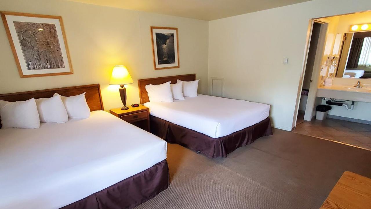 Magnuson Hotel Ely Esterno foto
